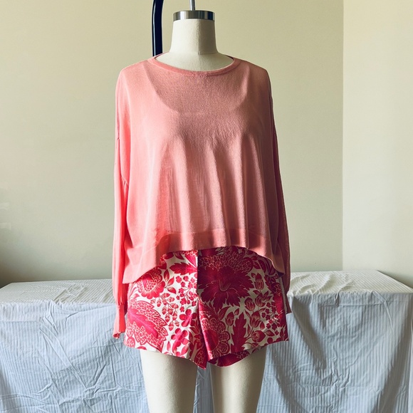 Long Sleeve Scoop Neck Knit Top (Simple Unique) - Picture 7 of 7